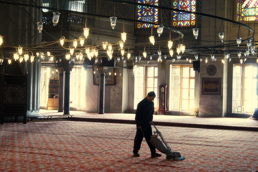 Read more about the article Cara Merawat Karpet Turki