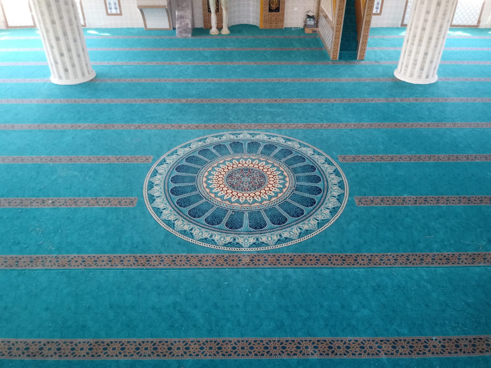 Read more about the article Apakah karpet masjid berkualitas mahal?
